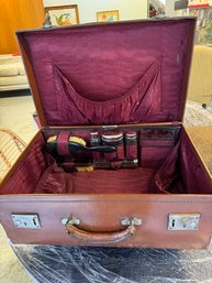 AMAZING All Leather Vintage Suitcase With Valet