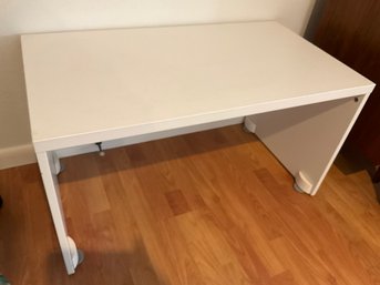 Well Made Small Table -bediside Or Office