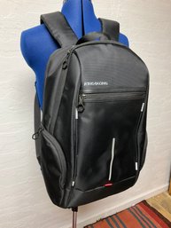 Newer Nice King Long Back Pack With Built In Charging Cord For Your Electronics