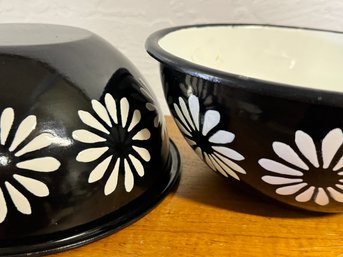 Mid Century Enamel Bowls Set Of Two 9 X 3.5 Approx