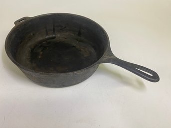 10.3 Inch Cast Iron Chicken Frying Pot