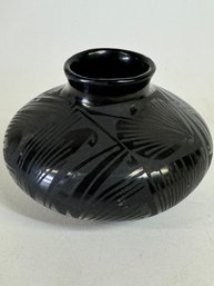 Mata Ortiz Mexican Black Pottery Signed Manuel R Quezada