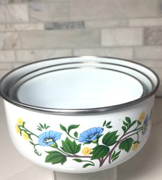 Vintage Kobe Enamel Nesting Mixing Bowls.  Lovely Blue And Yellow Floral Motif.