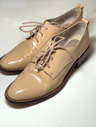 Louise Et Cie Patent Leather Women's Oxford.  Classic Style,  Stacked Wood Heel.