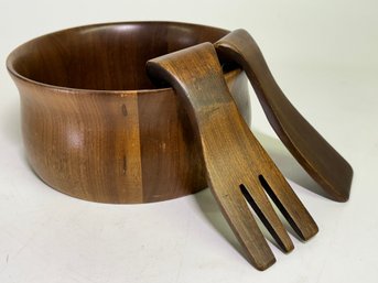 Beautiful   Wooden Salad Bowl With Utensils