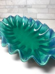 Lovely Mid Century Modern Haeger Drip Glazed Ruffle Platter