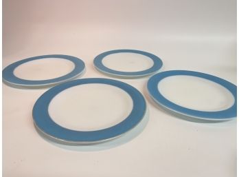 4 Vintage Pyrex 10 Inch Blue Band Plates