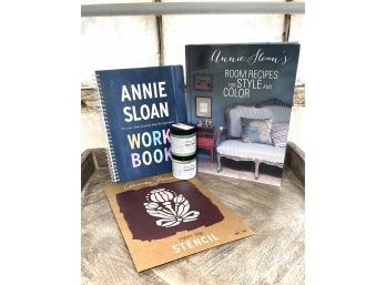 Annie Sloan Chalk Paint Ensemble, Creative Books  A Stencil And Paint