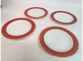 Four Vintage Pyrex Dinner Plates With Red Band 10