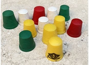 10 Vintage Plastic Thimbles