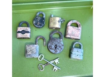 7 Vintage Padlocks, Barn Finds-rusty Treasures For Sure