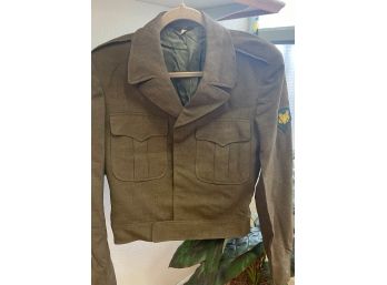 Vintage Military Issue Army Jacket,w/ Army Specialist Eagle Patches.