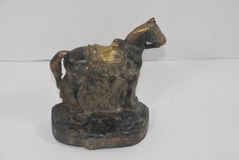 LOT 34 - VERY EARY, HEAVY HORSE DOORSTOP, MADE OF CAST IRON, SO COOL!