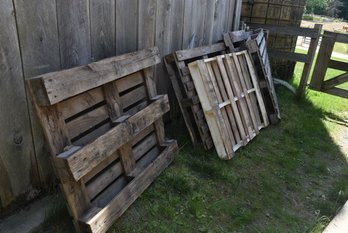 LOT 159 - ABOUT 15 WOODEN PALLETS