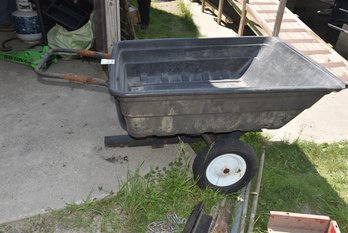 LOT 160 - PLASTIC DUMP CART, AS IS