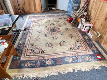 324 - ASIAN THEMED RUG