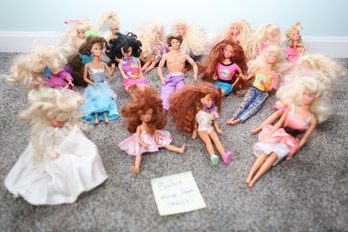 LOT 111 - BARBIES MANY FROM THE 1960'S