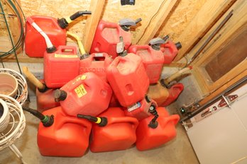 LOT 260 - MANY GAS CANS