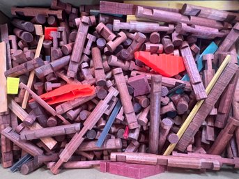 50 - LINCOLN LOGS , MANY!