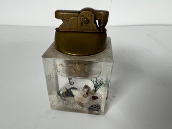 100 - EARLY LIGHTER, WITH REAL SEA LIFE, MADE IN USA
