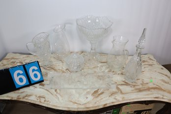 LOT 66 - NICE COLLECTION OF VINTAGE GLASS