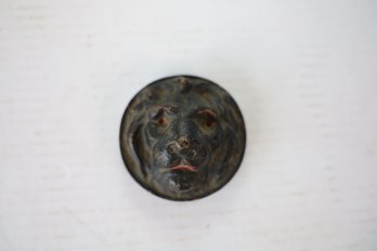 LOT 31 - LION HEAD PAPER WEIGHT MEDELLION, HEAVY, (BRASS?) SUCH A COOL ANTIQUE!