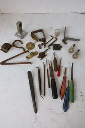 LOT 34 - ANTIQUE SURGICAL TOOLS AND MORE