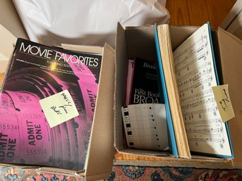 215 - MUSIC   PIANO BOOKS
