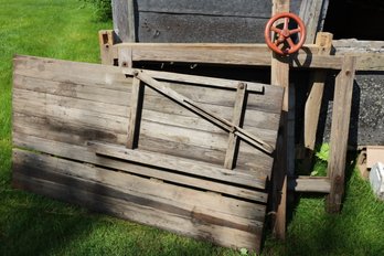 LOT 161 - ANTQIUE WOODEN WORK BENCH (APART FOR EASY COMMUTE) AROUND 6' OR SO