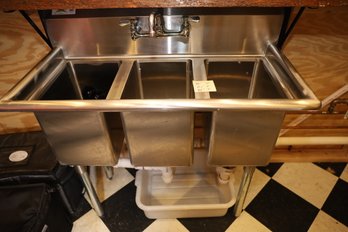 145 - STAINLESS STEEL TRIPLE WASH SINK (WILL BE REMOVED PRIOR TO PICK UP DATE)