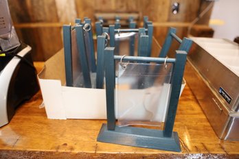 153 - TABLE MENU STAND UP HOLDERS