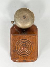 97 - VINTAGE DOOR BELL