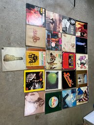 117 - VINTAGE RECORDS, NICE LOT!