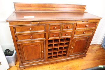 LOT 294 - EXCEPTIONAL BETTER HOMES AND GARDENS BUFFET TABLE