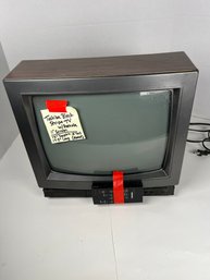 184 - VINTAGE TOSHIBA TV