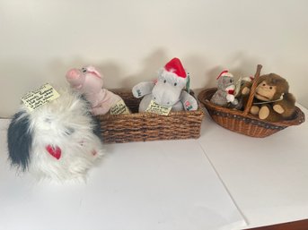 320 - STUFFIES AND BASKETS