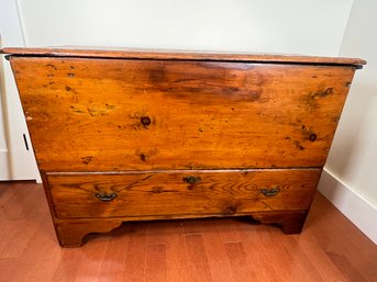 323 - VERY EARLY ANTIQUE BLANKET CHEST
