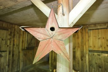 LOT 6 - RED BIRDHOUSE, SHAPE OF A STAR