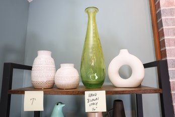 LOT 25 - DECOR, HAND BLOWN IN ITALY TALL GREEN