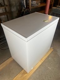 416 - CHEST FREEZER, LOOKS NEARLY NEW, IN BASEMENT