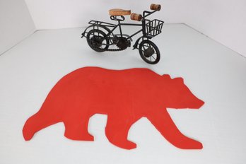 LOT 79 - BEAR AND MOTORCYCLE DECOR