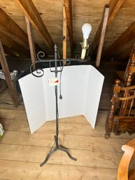 322 - METAL VINTAGE LAMP