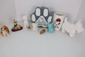 LOT 90 - DOG RELATED LOT