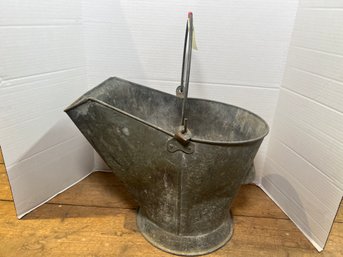 331 - FIRE PLACE ASH BUCKET