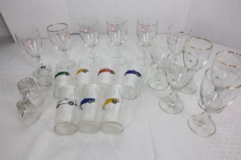LOT 143 - VINTAGE GLASSES
