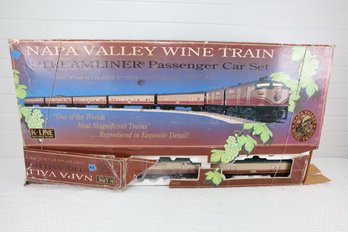 LOT 154 - NAPA VALLEY WINE TRAIN SET