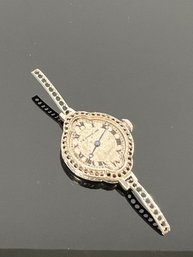 LOT 4 - PLATINUM ANTIQUE ART-DECO STARR WATCH