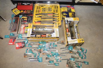 LOT 62 - MANY NEW TOOLS IN RETAIL PACKAGING