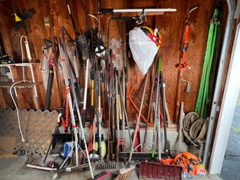 74 - SO MANY TOOLS! SEE PHOTOS! HUGE LOT , LOTS OF MONEY IF YOU WERE TO BUY NEW!