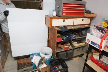 LOT 122 - ITEMS ON FLOOR / WOODEN SHELVE AND ALL ITEMS ON IT AND IN IT